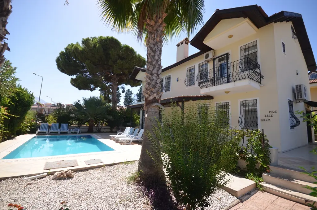 Villa in Calis